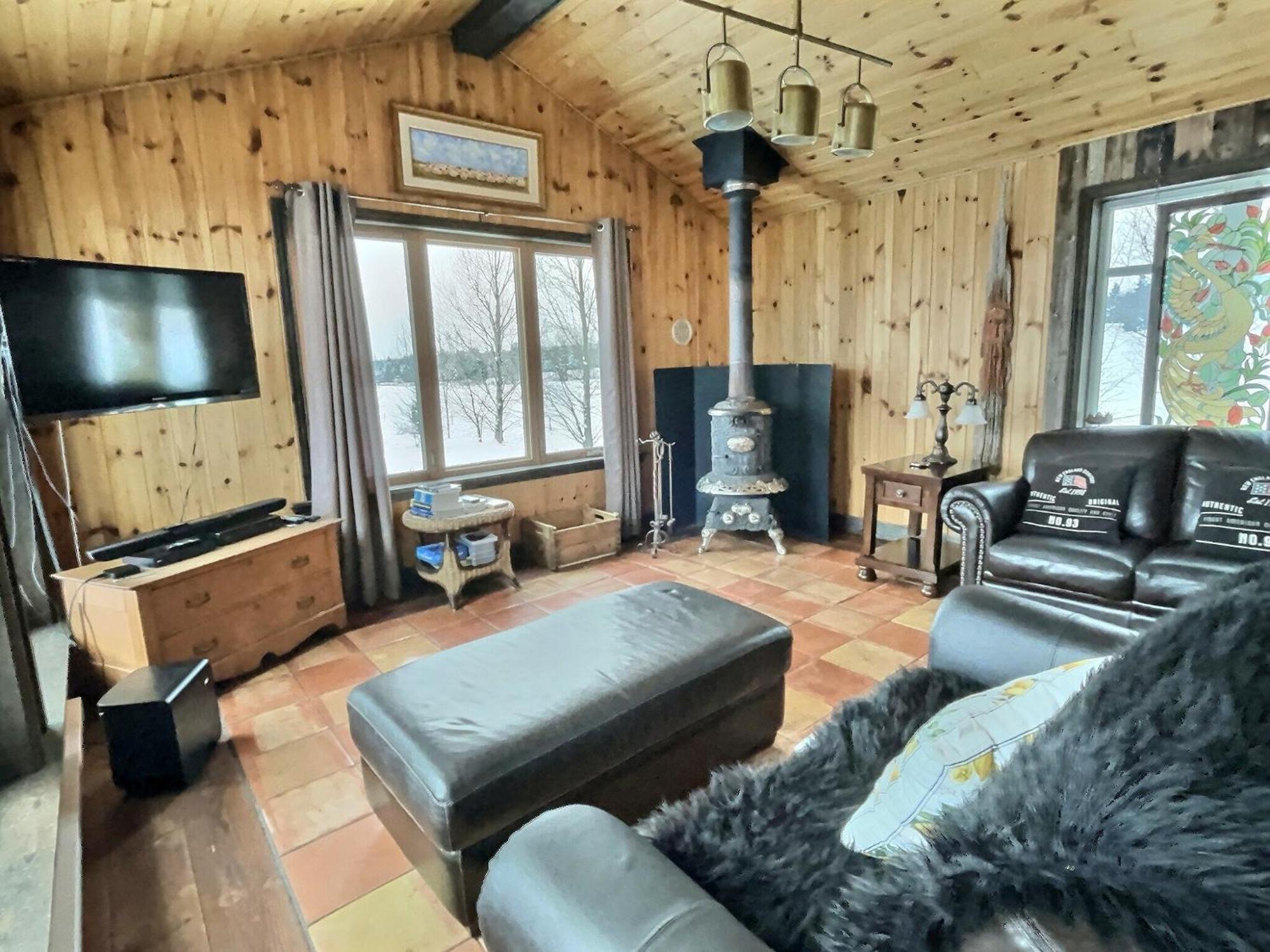 Maison Du Mont-Megantic Spa A L'Annee Lac-Megantic Ngoại thất bức ảnh